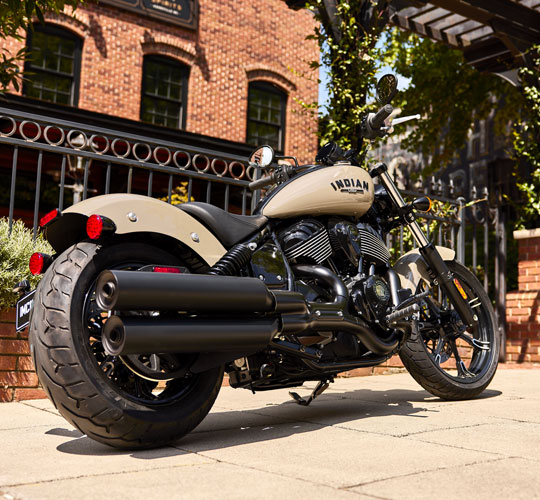 黒く、そしてさらに漆黒へ